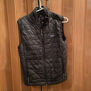 Patagonia Black Short Sleeve Puffer Vest